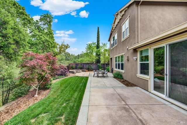 18 Riverton Ct, Napa, CA 94558