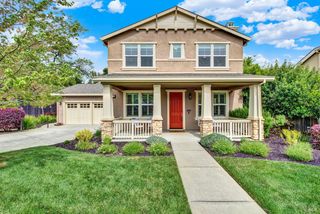 18 Riverton Ct, Napa, CA 94558