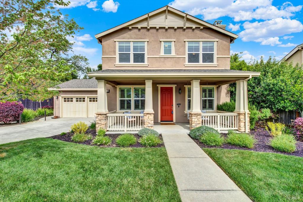 18 Riverton Ct, Napa, CA 94558