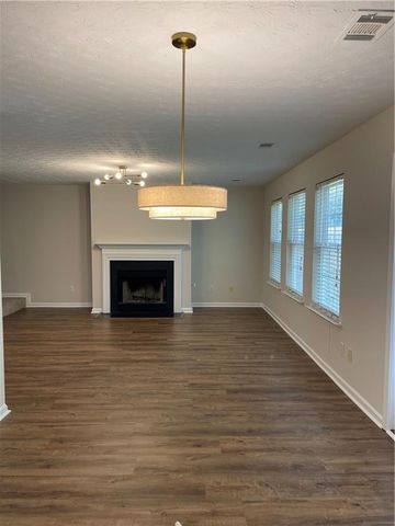 160 Village Trace, Woodstock, GA 30188