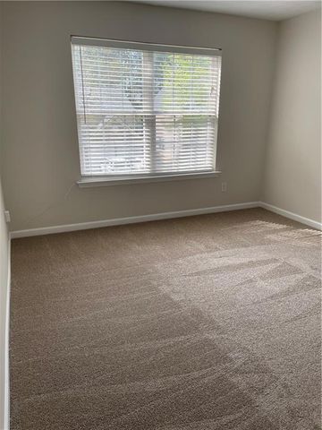 160 Village Trace, Woodstock, GA 30188