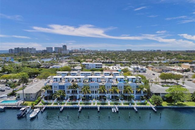 2743 NE 1ST Street, Pompano Beach, FL 33062