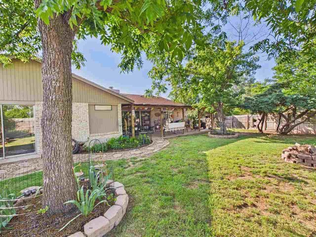 2315 NW Crosby Park Blvd, Lawton, OK 73505