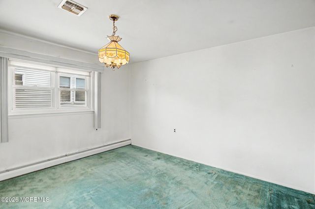 658 Jamaica Boulevard, Toms River, NJ 08757