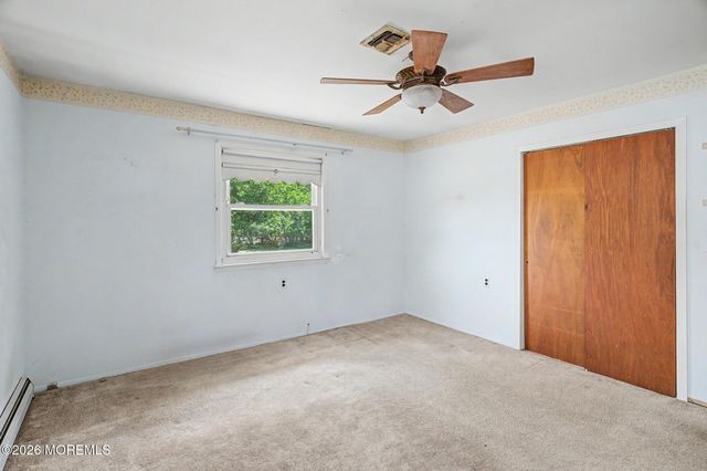 658 Jamaica Boulevard, Toms River, NJ 08757