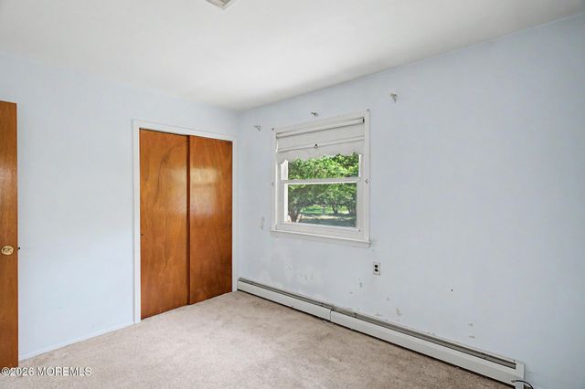 658 Jamaica Boulevard, Toms River, NJ 08757