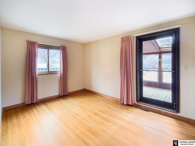 6700 S Bermuda Drive, Lincoln, NE 68506