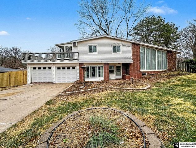 6700 S Bermuda Drive, Lincoln, NE 68506