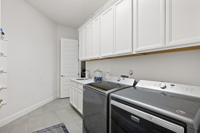 215 Lodestone LN, Austin, TX 78738