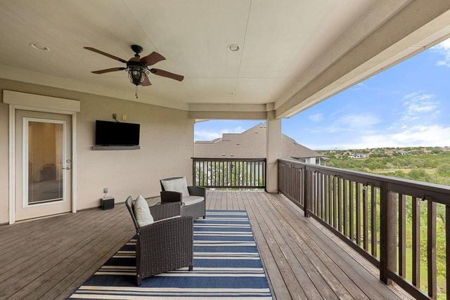 215 Lodestone LN, Austin, TX 78738