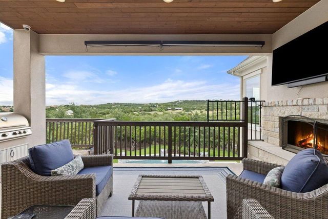 215 Lodestone LN, Austin, TX 78738