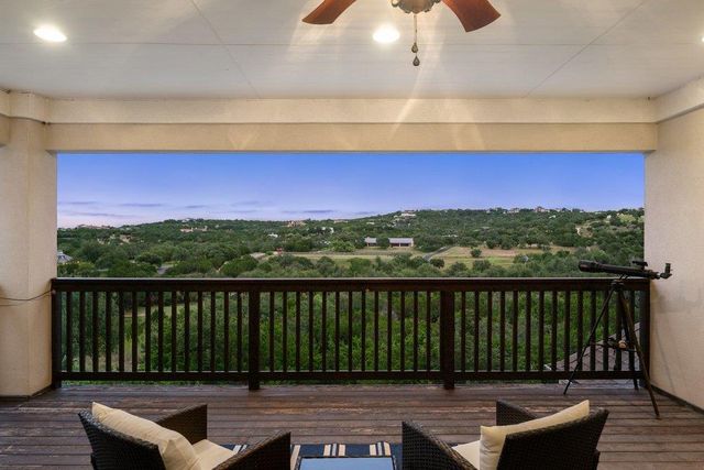 215 Lodestone LN, Austin, TX 78738