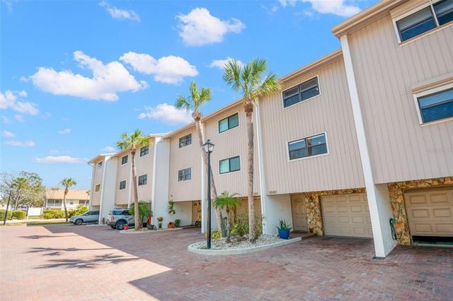 12320 CAPRI CIRCLE N 404, Treasure Island, FL 33706