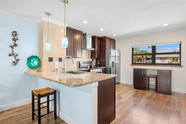 12320 CAPRI CIRCLE N 404, Treasure Island, FL 33706