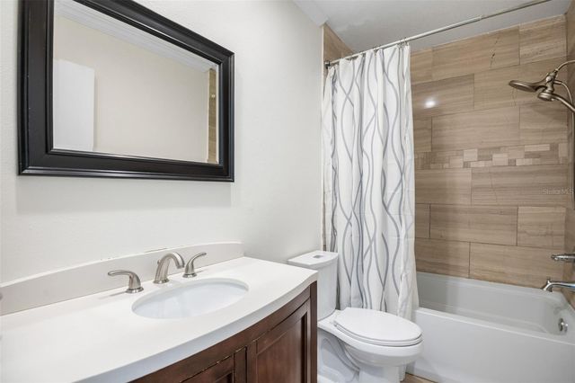 12320 CAPRI CIRCLE N 404, Treasure Island, FL 33706