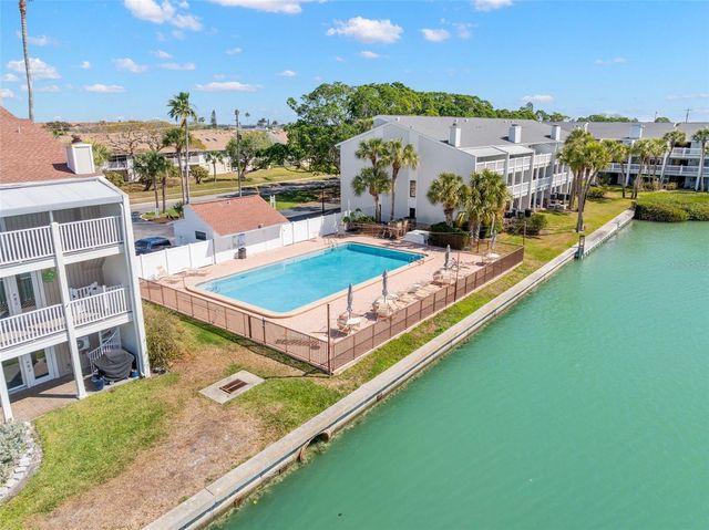 12320 CAPRI CIRCLE N 404, Treasure Island, FL 33706