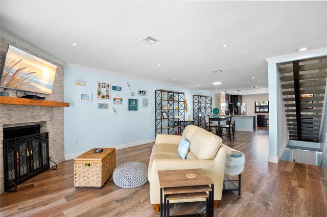 12320 CAPRI CIRCLE N 404, Treasure Island, FL 33706