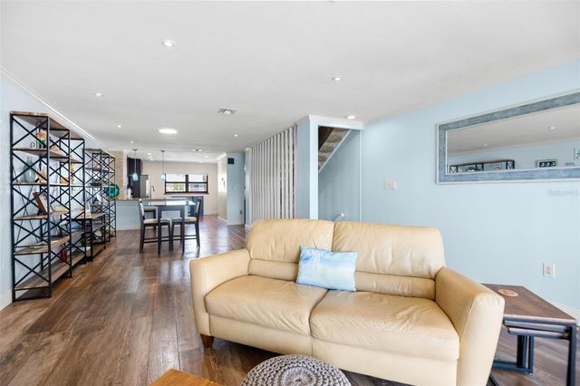 12320 CAPRI CIRCLE N 404, Treasure Island, FL 33706