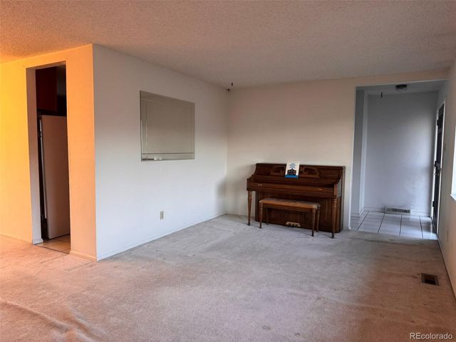 3085 S Pagosa Street, Aurora, CO 80013