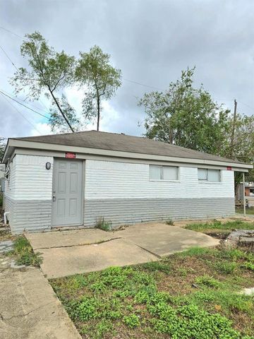 3823 Mount Pleasant St, Houston, TX 77021
