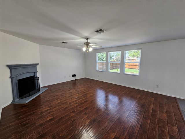 902 Fleming Street, Wylie, TX 75098