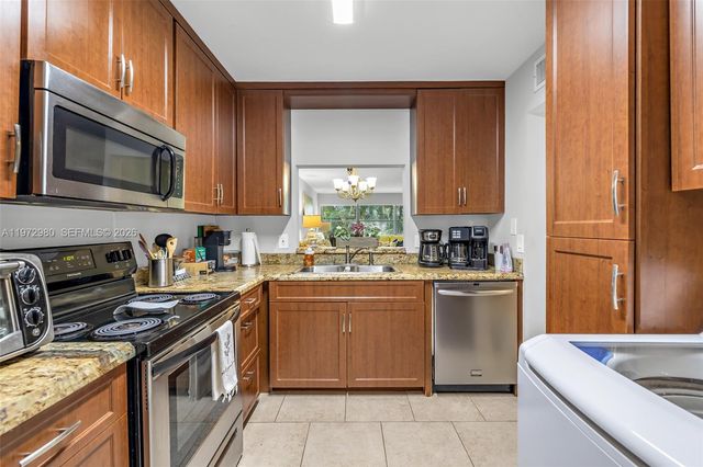 3014 SW 21st Ter 352C, Delray Beach, FL 33445