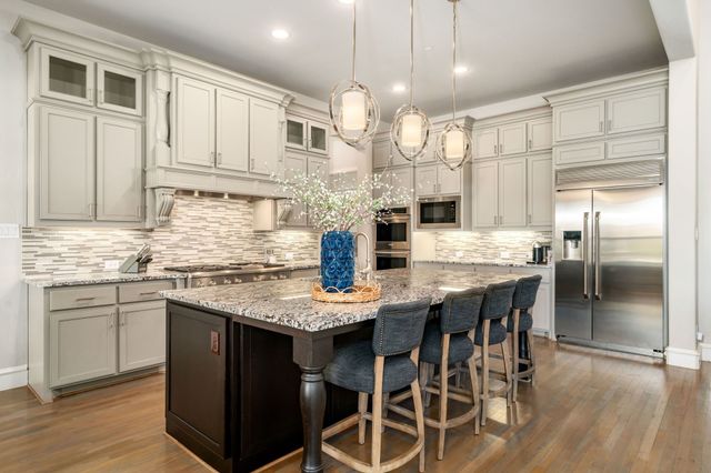 908 Rhone Lane, Southlake, TX 76092