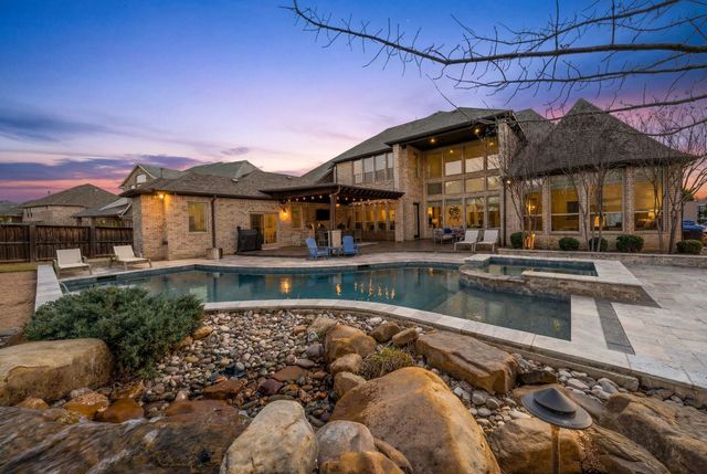 908 Rhone Lane, Southlake, TX 76092