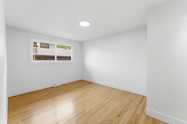 11635 S Bishop Street, Chicago, IL 60643