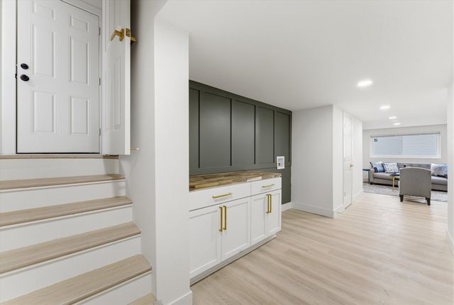 11635 S Bishop Street, Chicago, IL 60643