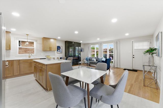 11635 S Bishop Street, Chicago, IL 60643