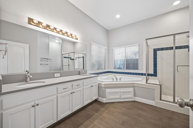 9786 N Backer Avenue, Fresno, CA 93720