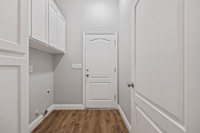 9786 N Backer Avenue, Fresno, CA 93720