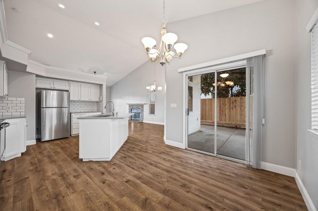 9786 N Backer Avenue, Fresno, CA 93720