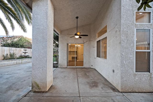 9786 N Backer Avenue, Fresno, CA 93720