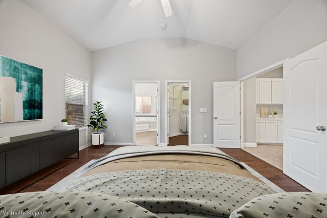 9786 N Backer Avenue, Fresno, CA 93720