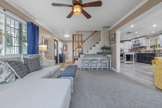 23166 Rd 238, Lindsay, CA 93247