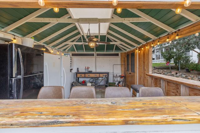 23166 Rd 238, Lindsay, CA 93247