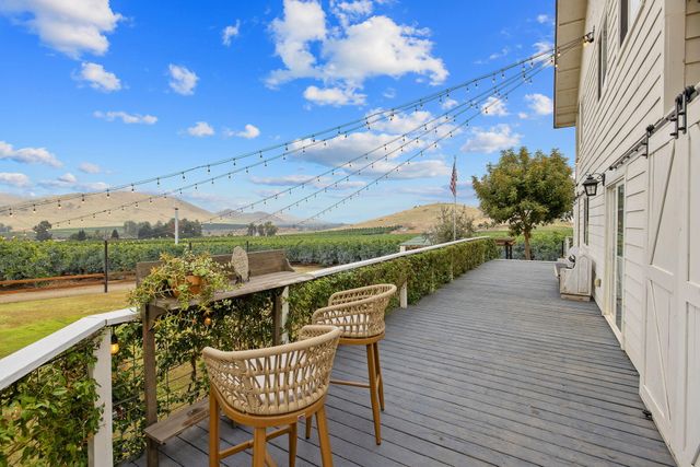 23166 Rd 238, Lindsay, CA 93247