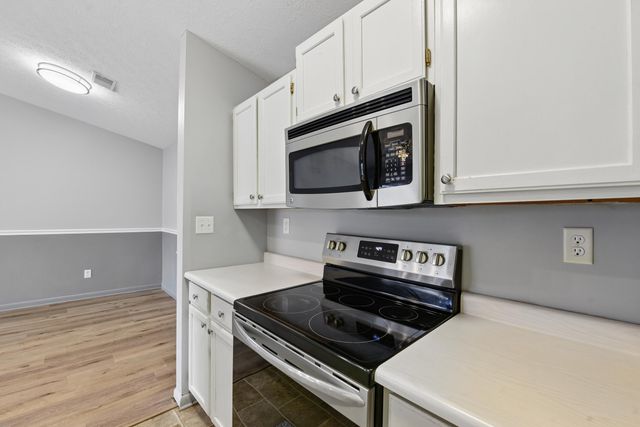 33 Rio Grande Circle, 9, Florence, KY 41042