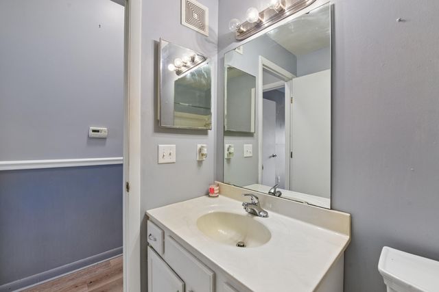 33 Rio Grande Circle, 9, Florence, KY 41042