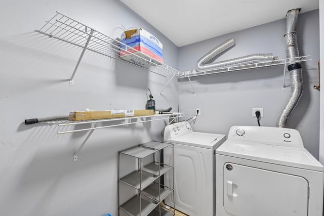 33 Rio Grande Circle, 9, Florence, KY 41042