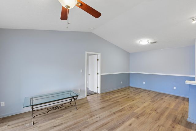 33 Rio Grande Circle, 9, Florence, KY 41042