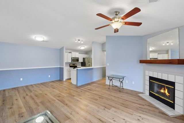 33 Rio Grande Circle, 9, Florence, KY 41042