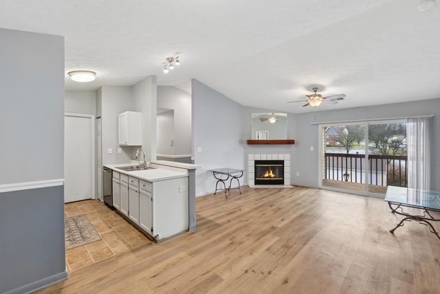 33 Rio Grande Circle, 9, Florence, KY 41042