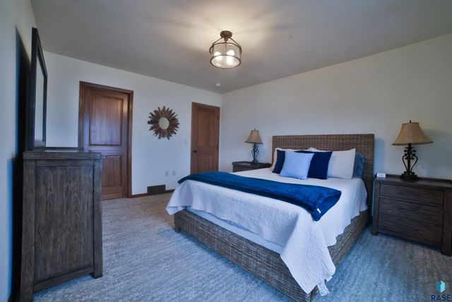 46024 238th St, Wentworth, SD 57075