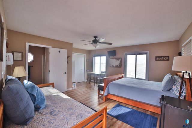 46024 238th St, Wentworth, SD 57075