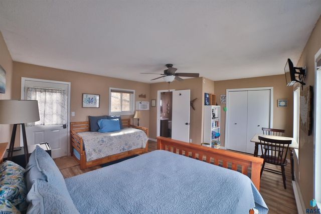 46024 238th St, Wentworth, SD 57075