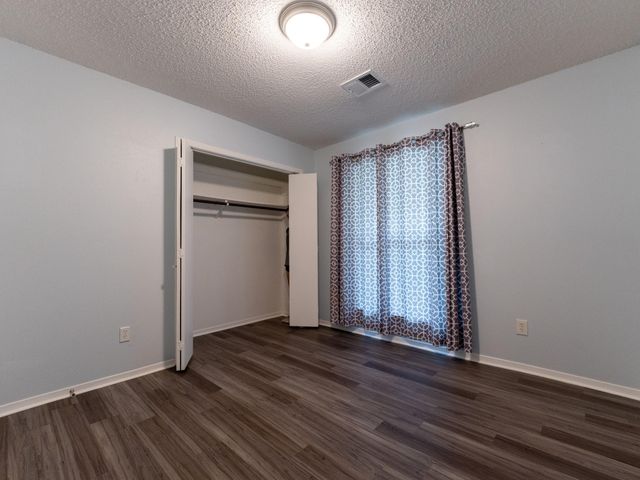 13015 Advance Dr, Houston, TX 77065