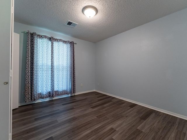 13015 Advance Dr, Houston, TX 77065